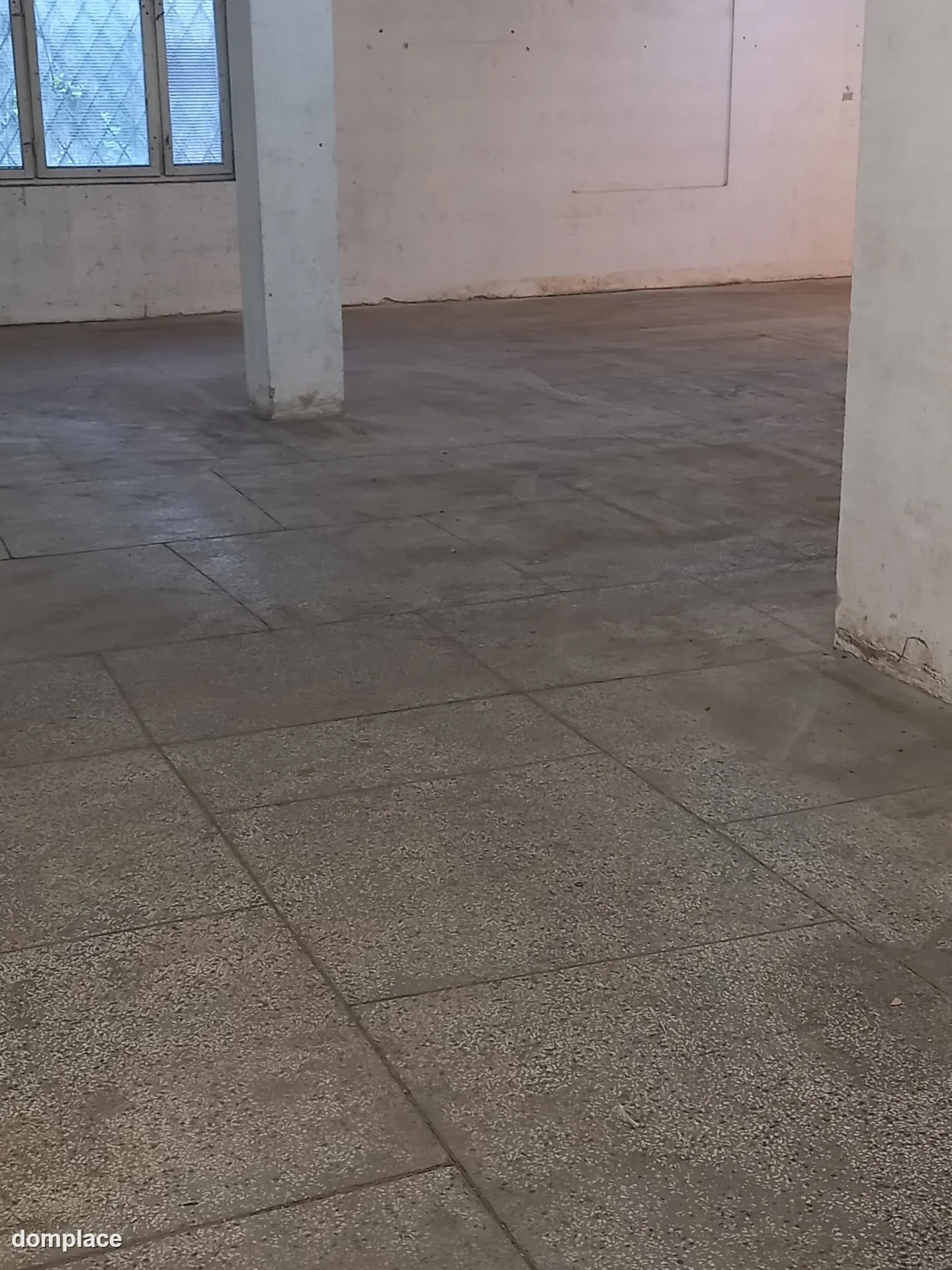 Powierzchnia magazynowa kameralna, z pokojem socjalnym i WC — zdjęcie 4