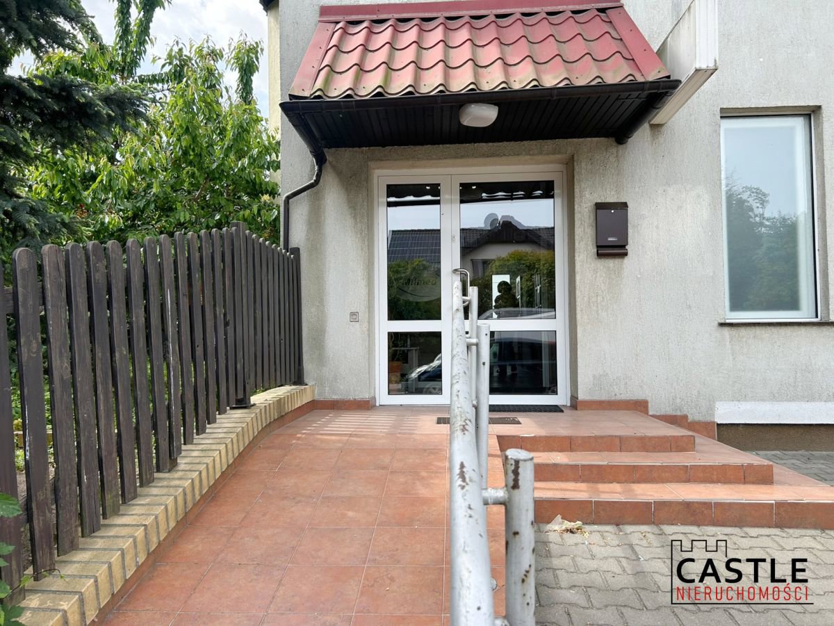 Gotowy do działania lokal usługowy. Luboń