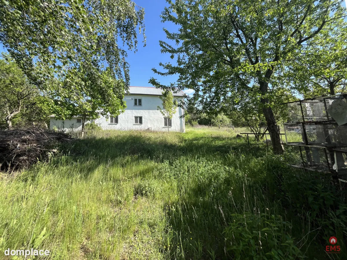 Duża działka z domem — zdjęcie 12