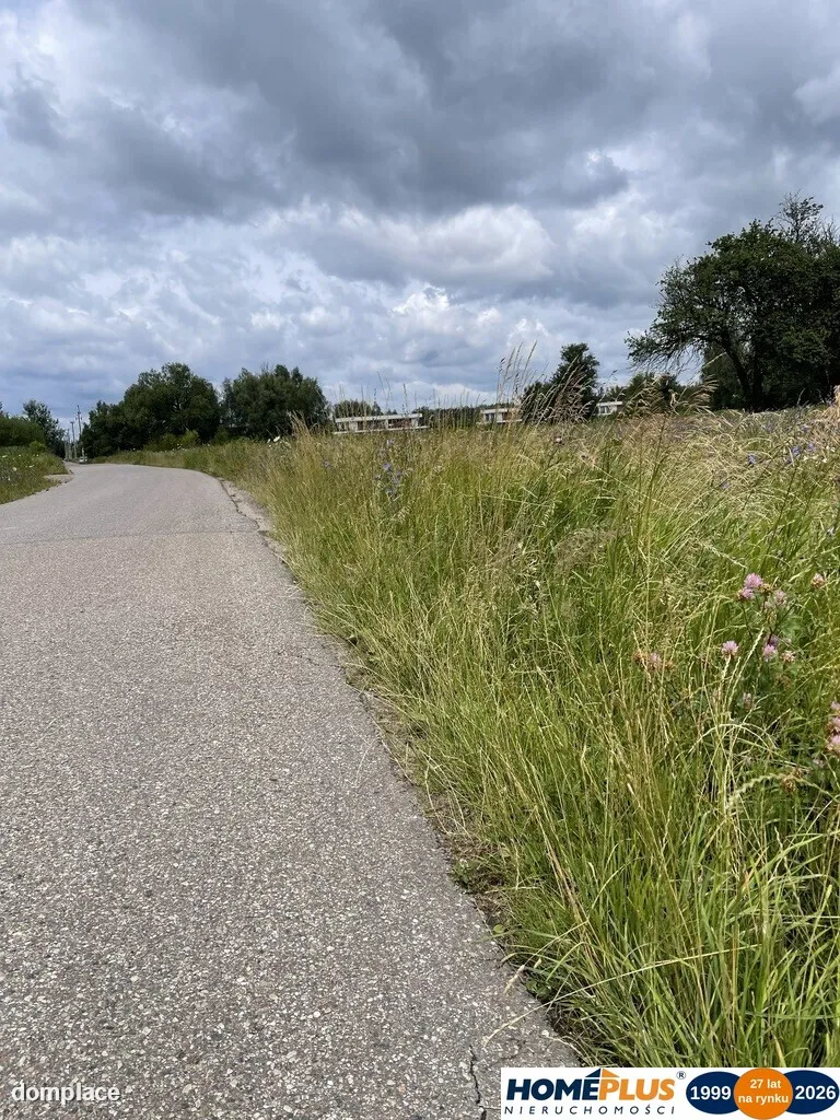 Działka 10 244 m² zabudowa mieszkaniowa i usługi