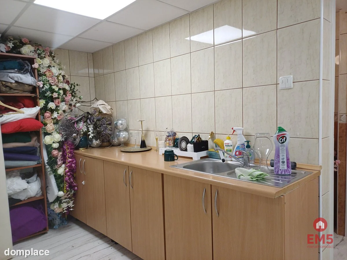 Atrakcyjny lokal w centrum, prestiżowa lokalizacja — zdjęcie 6