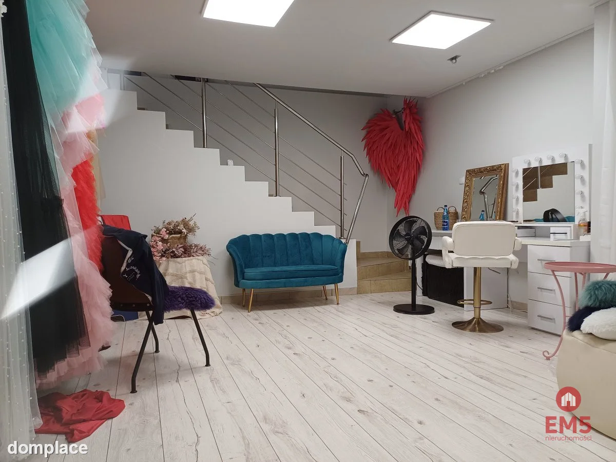 Atrakcyjny lokal w centrum, studio — zdjęcie 5