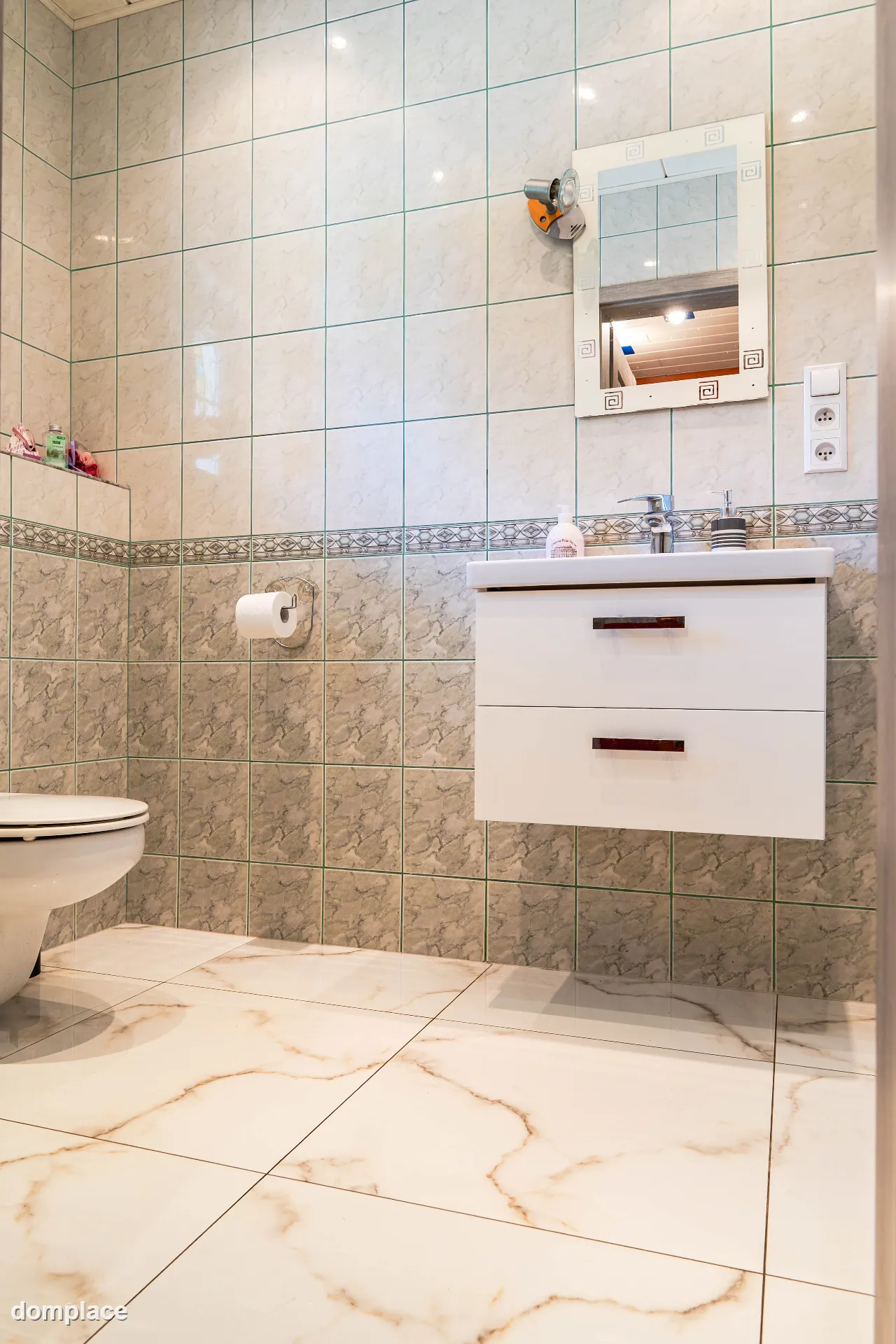 Komfort i przestrzeń - dom w Starym Mieście, blisko Konina — zdjęcie 17