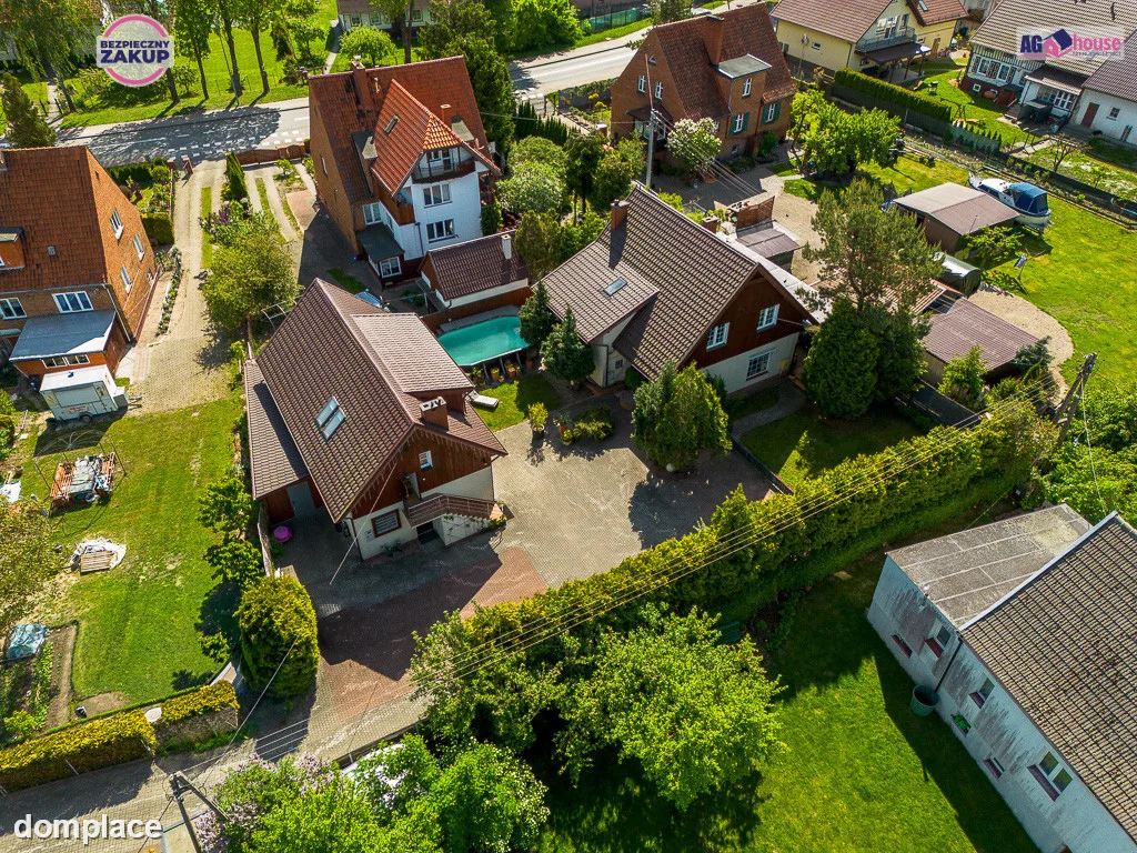 Idealny dom dla przedsiębiorcy w centrum miasta — zdjęcie 4