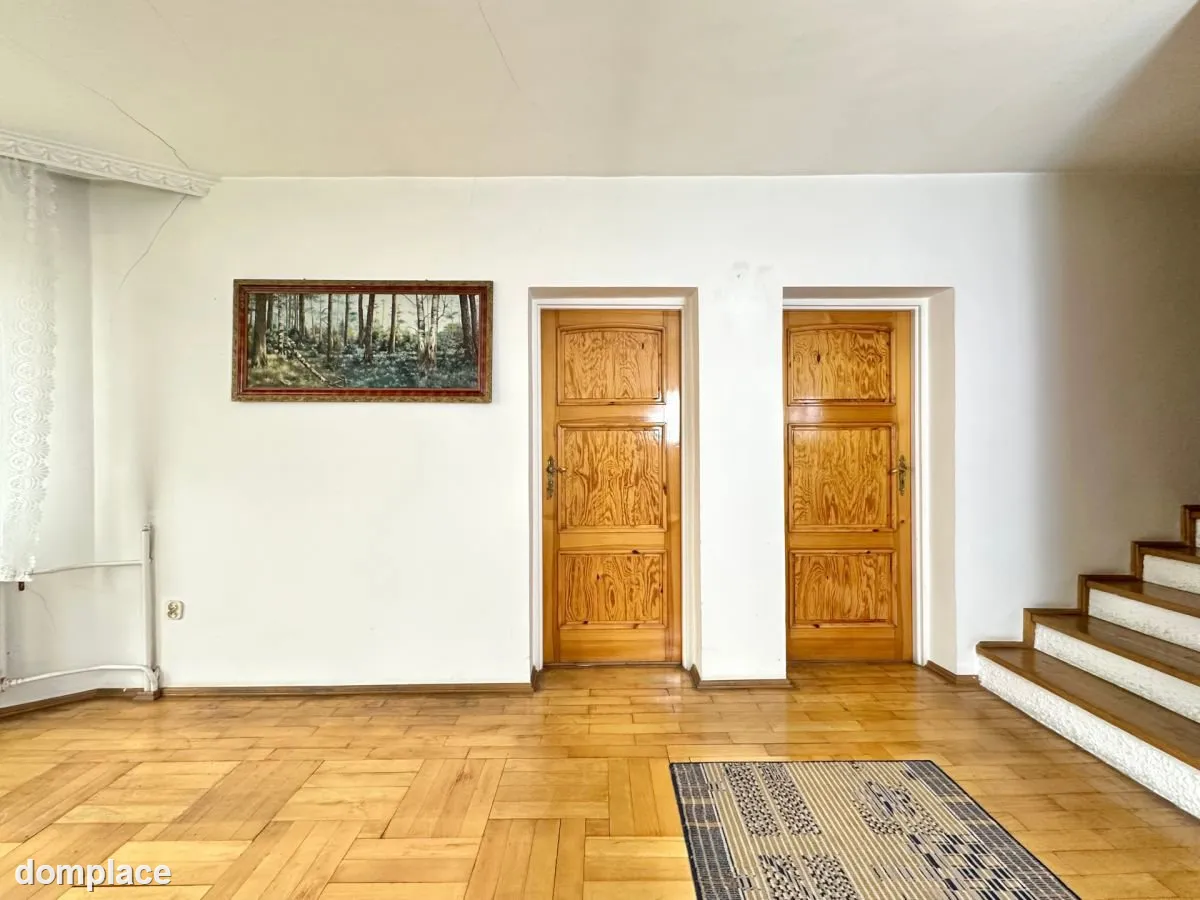 Dom z czytelnym adresem. — zdjęcie 2