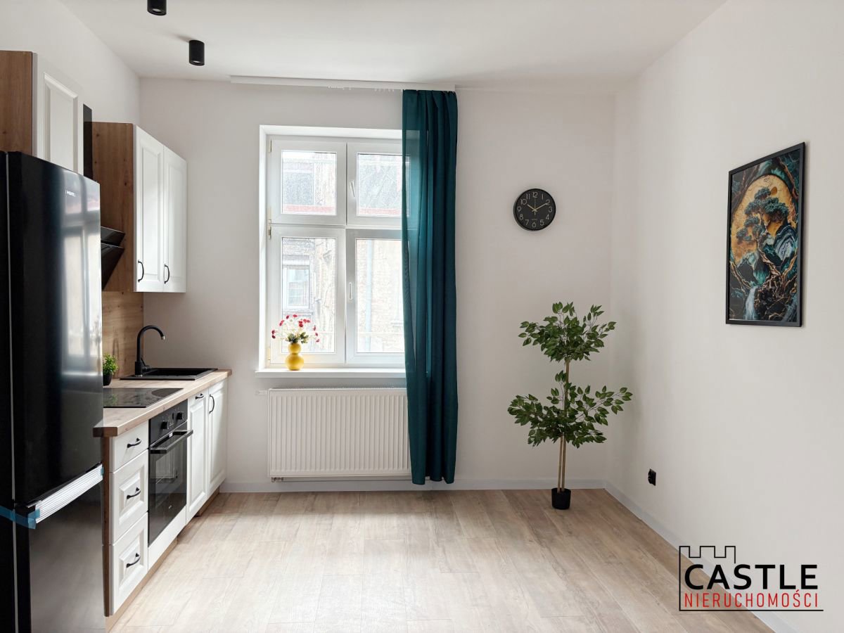 Idealne pod inwestycję lub na start - 2 pokoje, ba