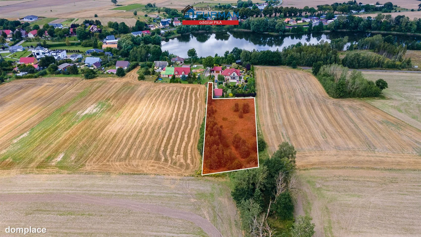 Działka — Dobino