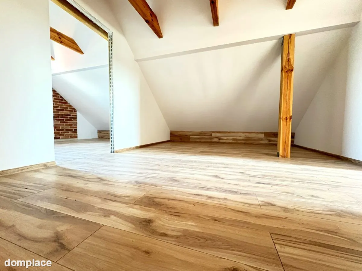 Brenno – dom 350 m² w formie pensjonatu, blisko je — zdjęcie 11