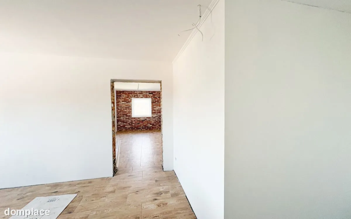 Brenno – dom 350 m² w formie pensjonatu, blisko je — zdjęcie 15