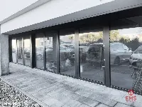 Parter, lokale użytkowe, świetna lokalizacja — zdjęcie 2