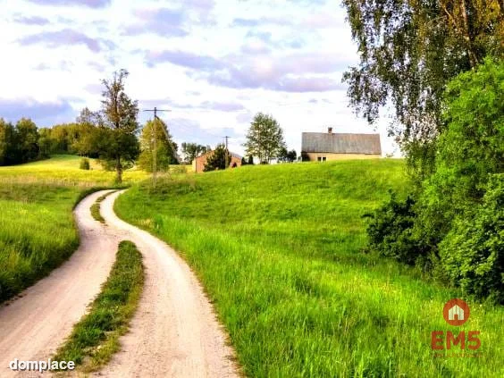 Dom wśród natury — zdjęcie 12