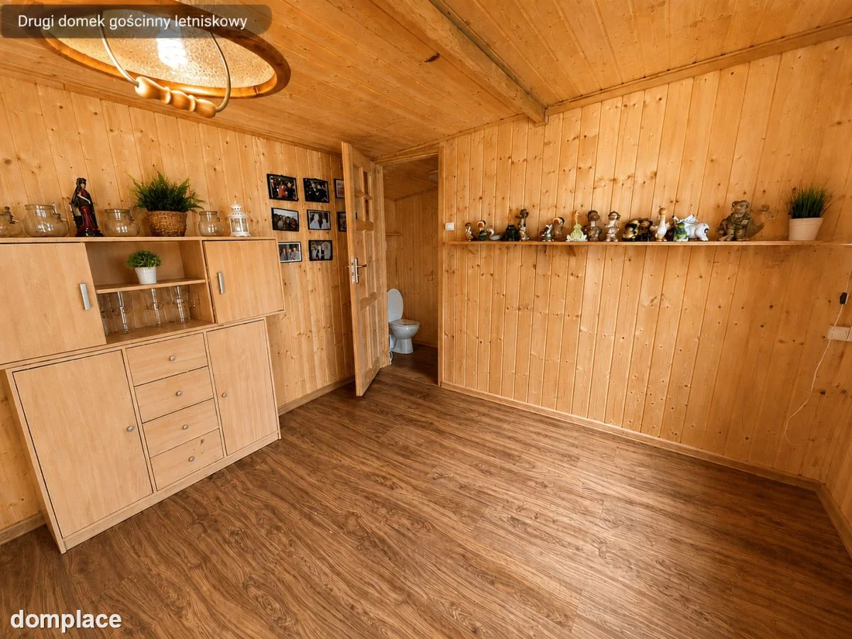 Dom przy lesie | 1221 m² działki | 2 domki — zdjęcie 13