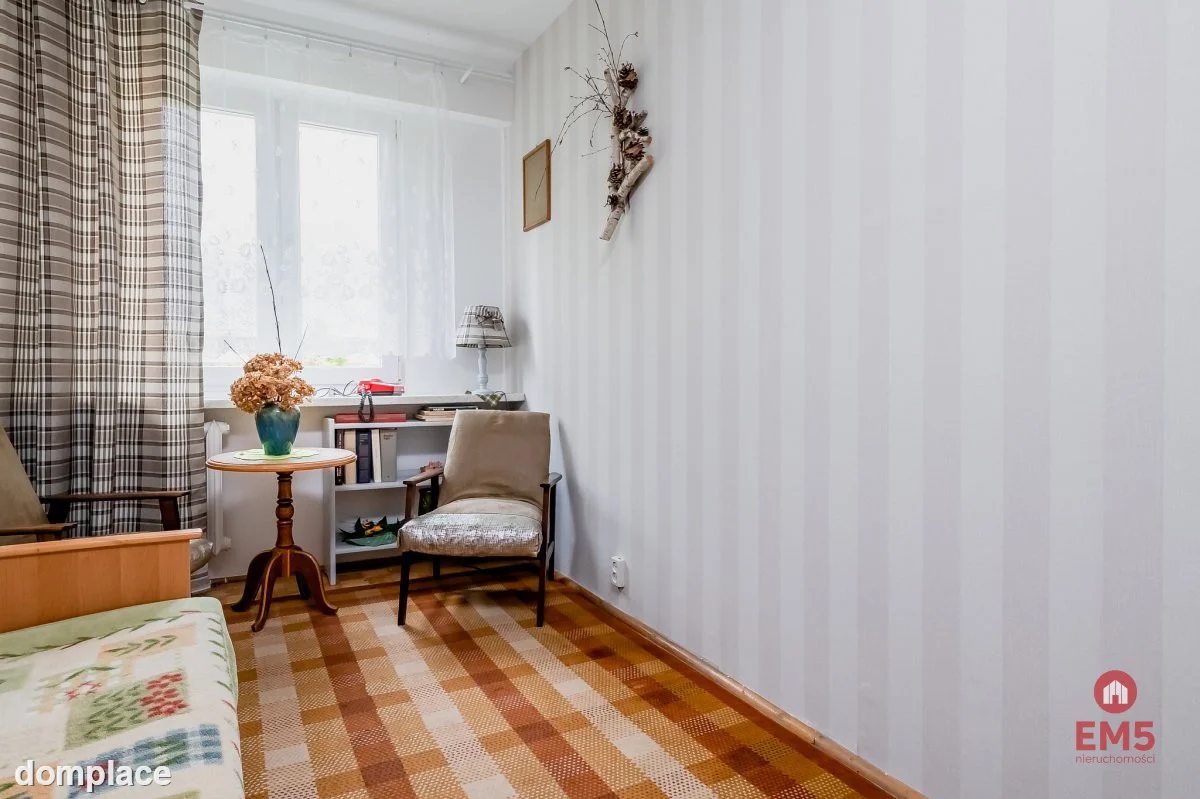 Przestronne 2 pokoje, spokojne osiedle — zdjęcie 6