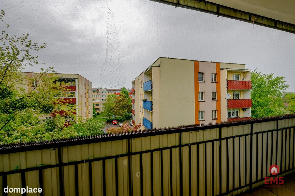 Przestronne 2 pokoje, spokojne osiedle — zdjęcie 14