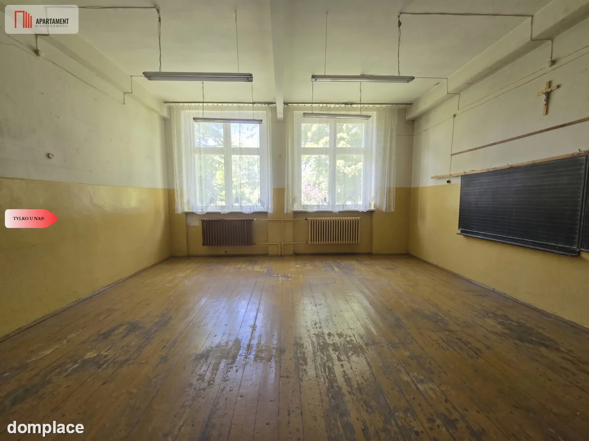 * Dom z duszą! Dawna szkoła pod usługi-Iwno 400 m2 — zdjęcie 14