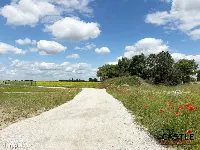 Atrakcyjna działka budowlana- dom lub biznes — zdjęcie 2