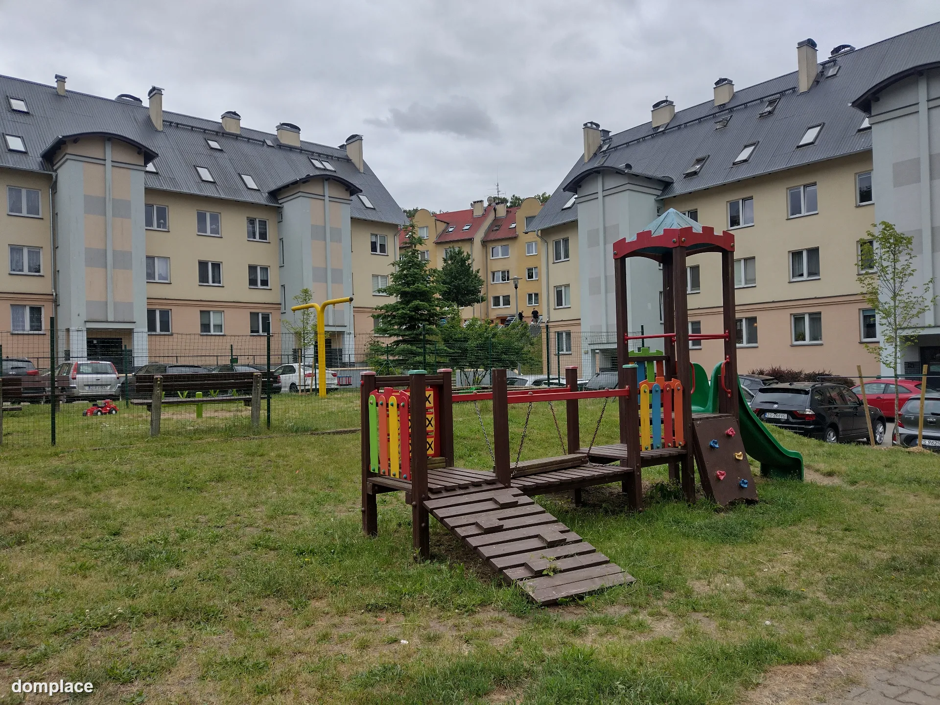 Na sprzedaż 2 pokojowe mieszkanie — zdjęcie 3
