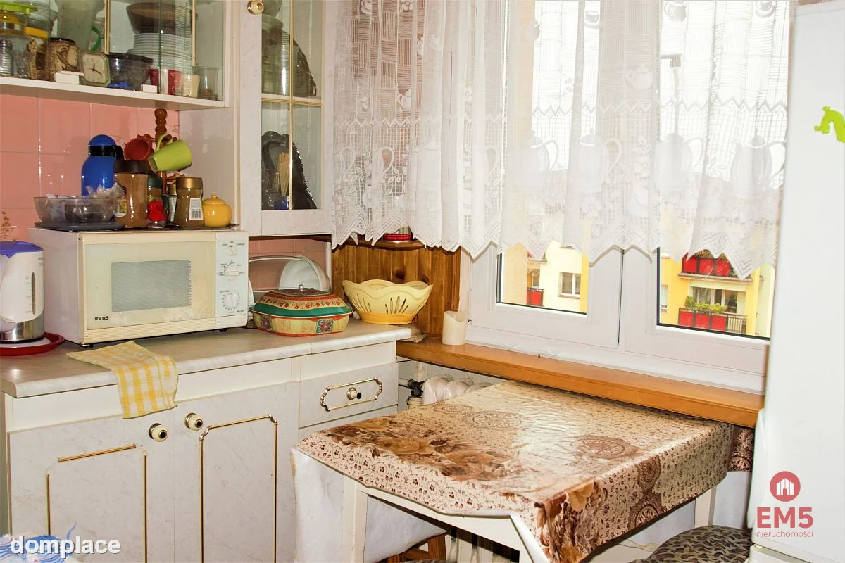 Trzy pokoje, balkon — zdjęcie 6