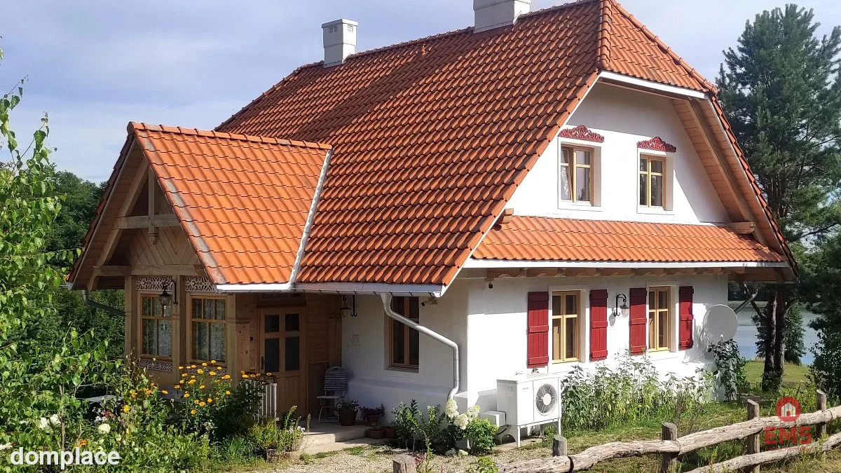 Rustykalna enklawa nad jeziorem Pobondzie — zdjęcie 2