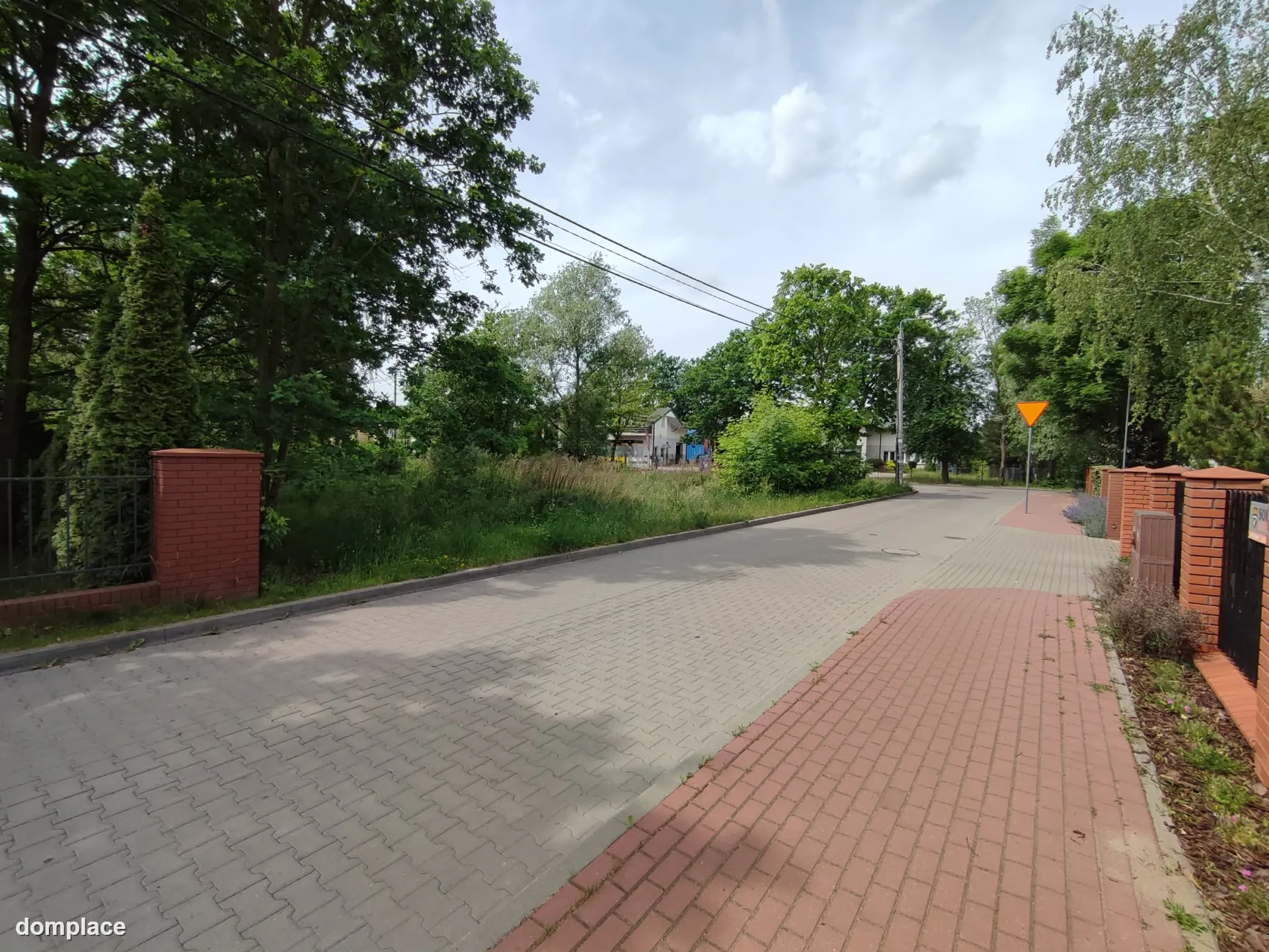 Sprzedam działke budowlaną Milanówek — zdjęcie 2