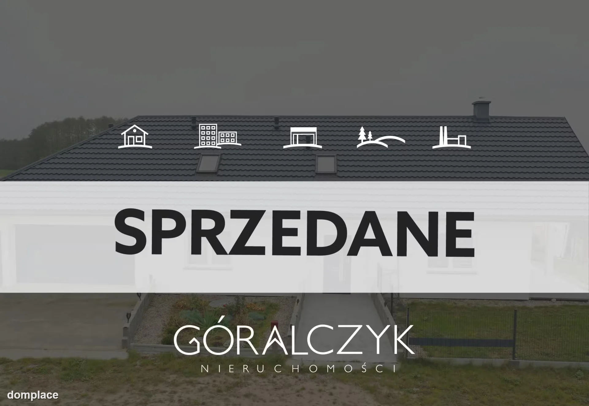 Dom — łomżyński, Piątnica