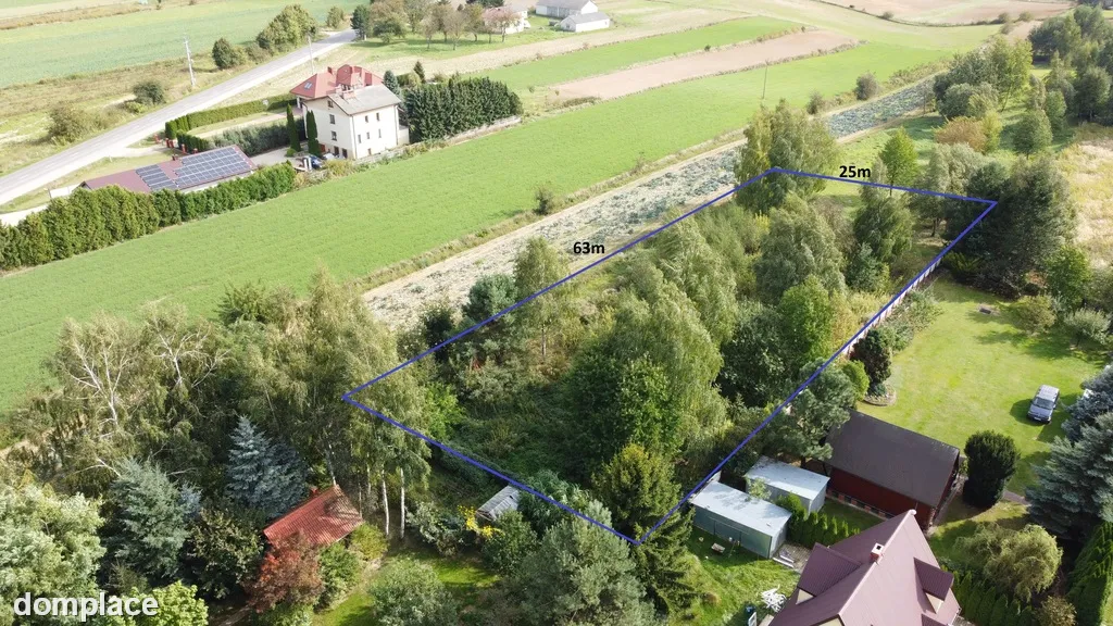 Praktyczne wymiary,zaciszna lokalizację, dużo ziel