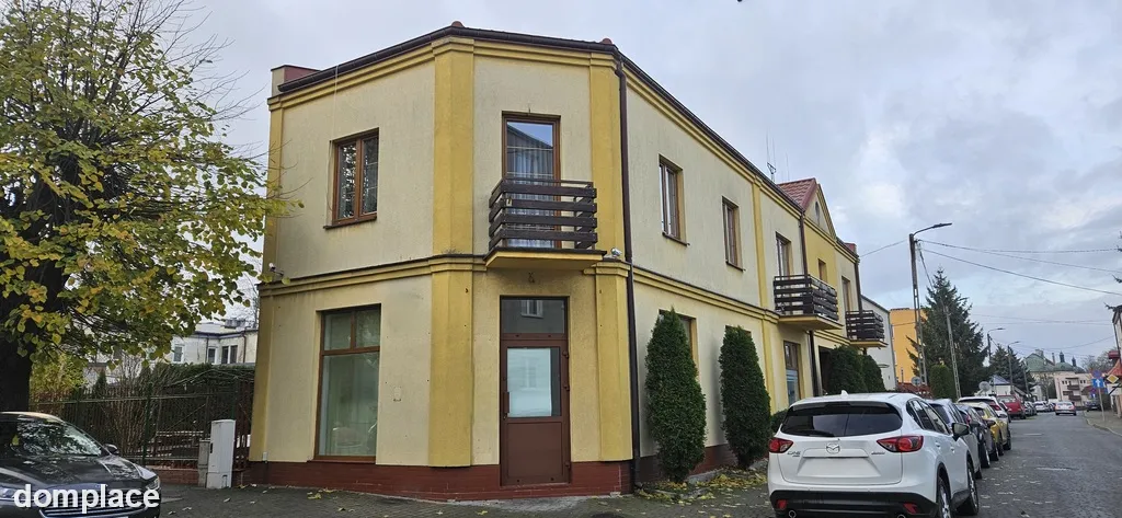 Budynek mieszkalno-usługowy, Lubartów,
