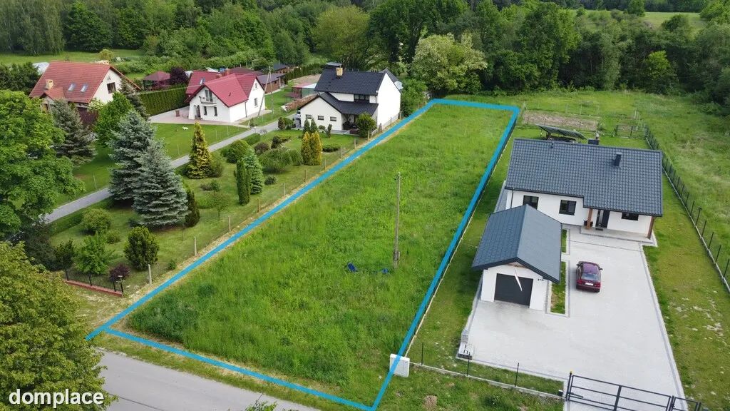 Działka budowlana 2000 m2 w Bronowicach gm. Puławy