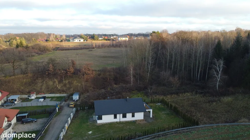 Dom, Dys, 1000 m2 działki,