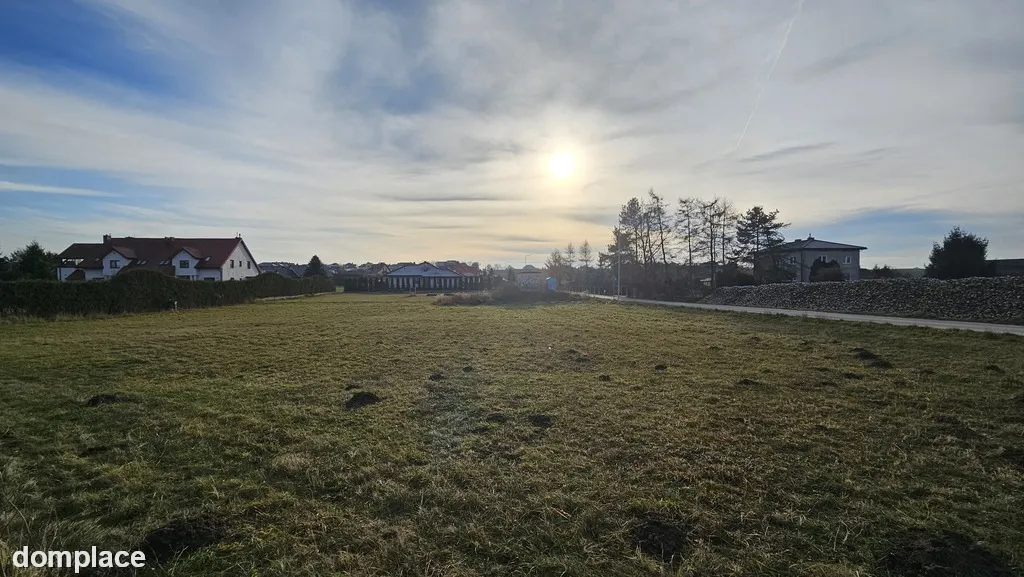Kalinówka, 23ar, budowlana, media