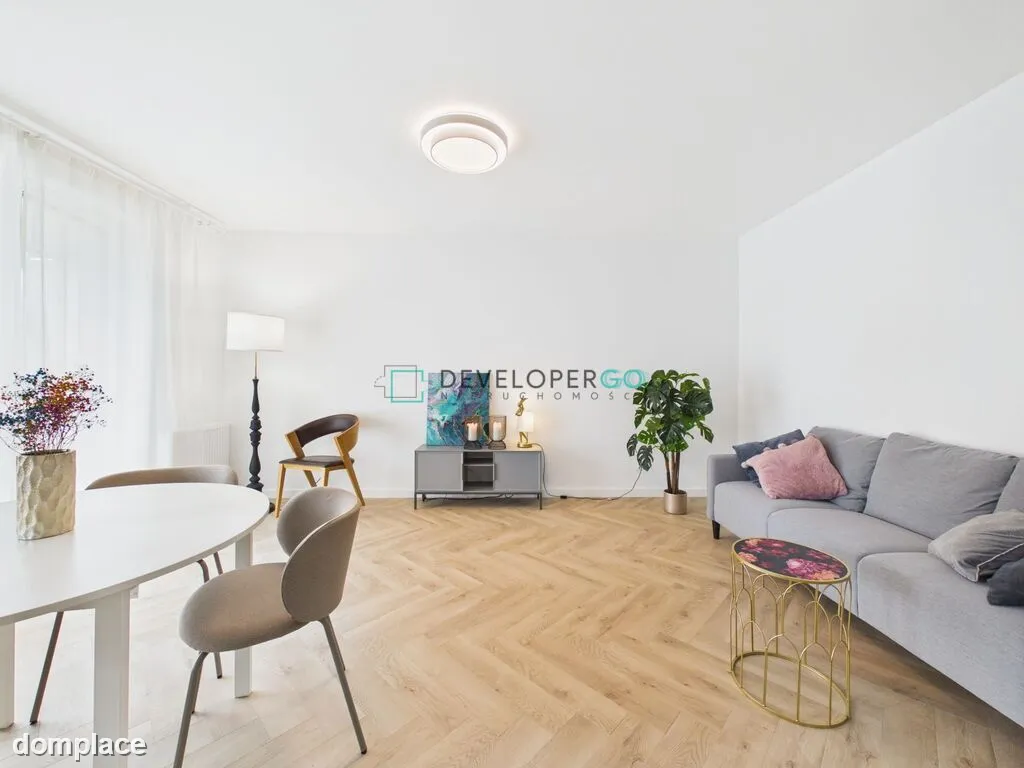 HUZAR | 2 pokoje | Balkon 14 m² | 43,30 m² | winda