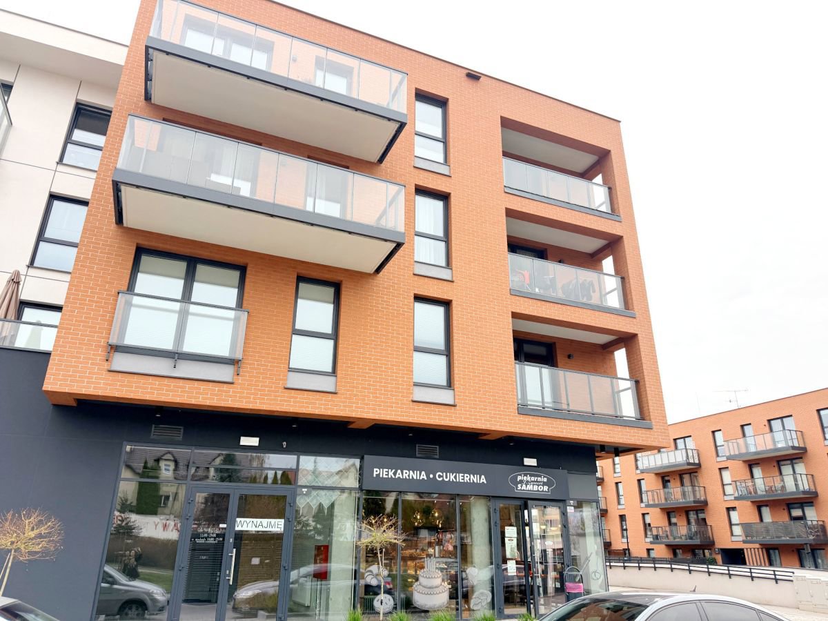 Lokal usługowy, czytelny adres. Do własnej aranżac