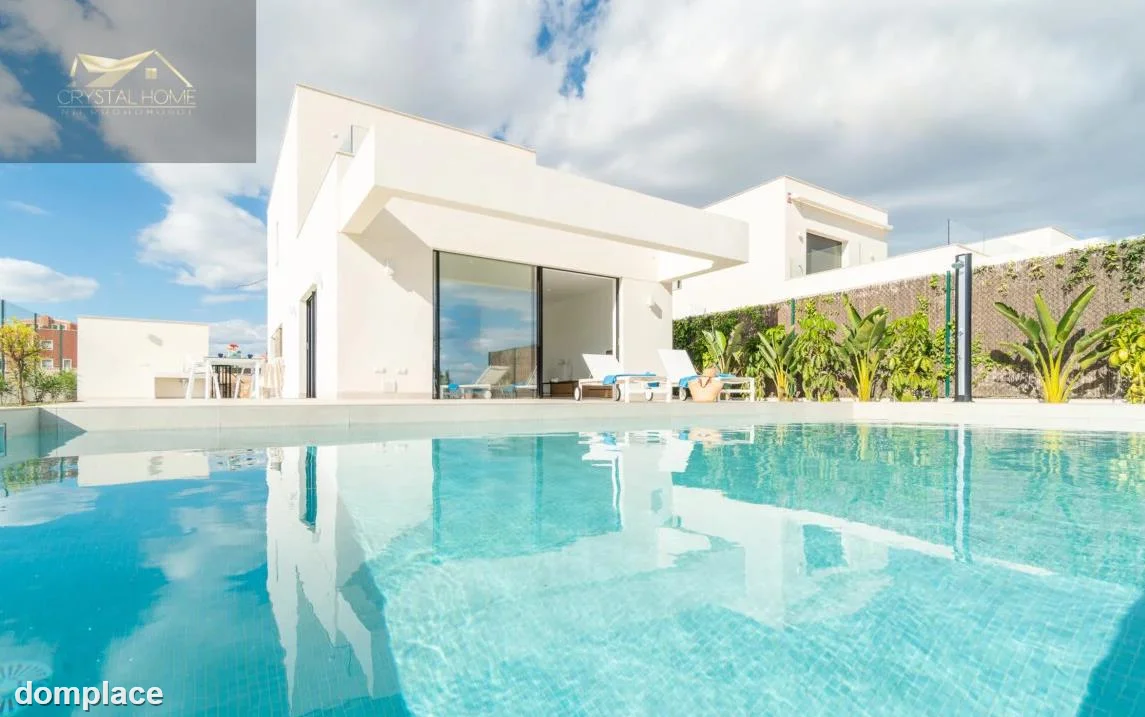 Dom — Alicante, Alicante
