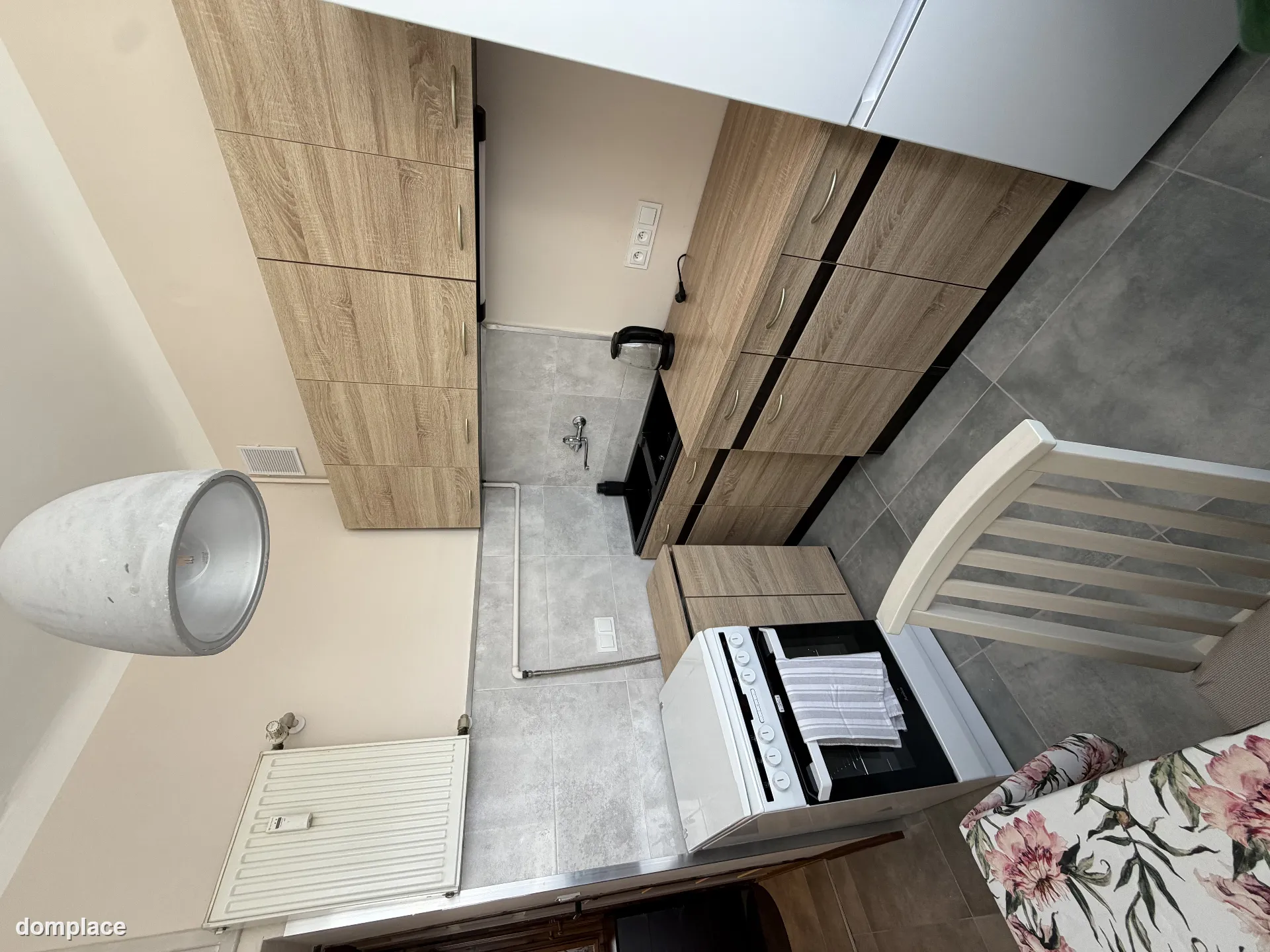 Przytulna kawalerka 28m² po generalnym remoncie – ul. Ostrobramska — zdjęcie 3
