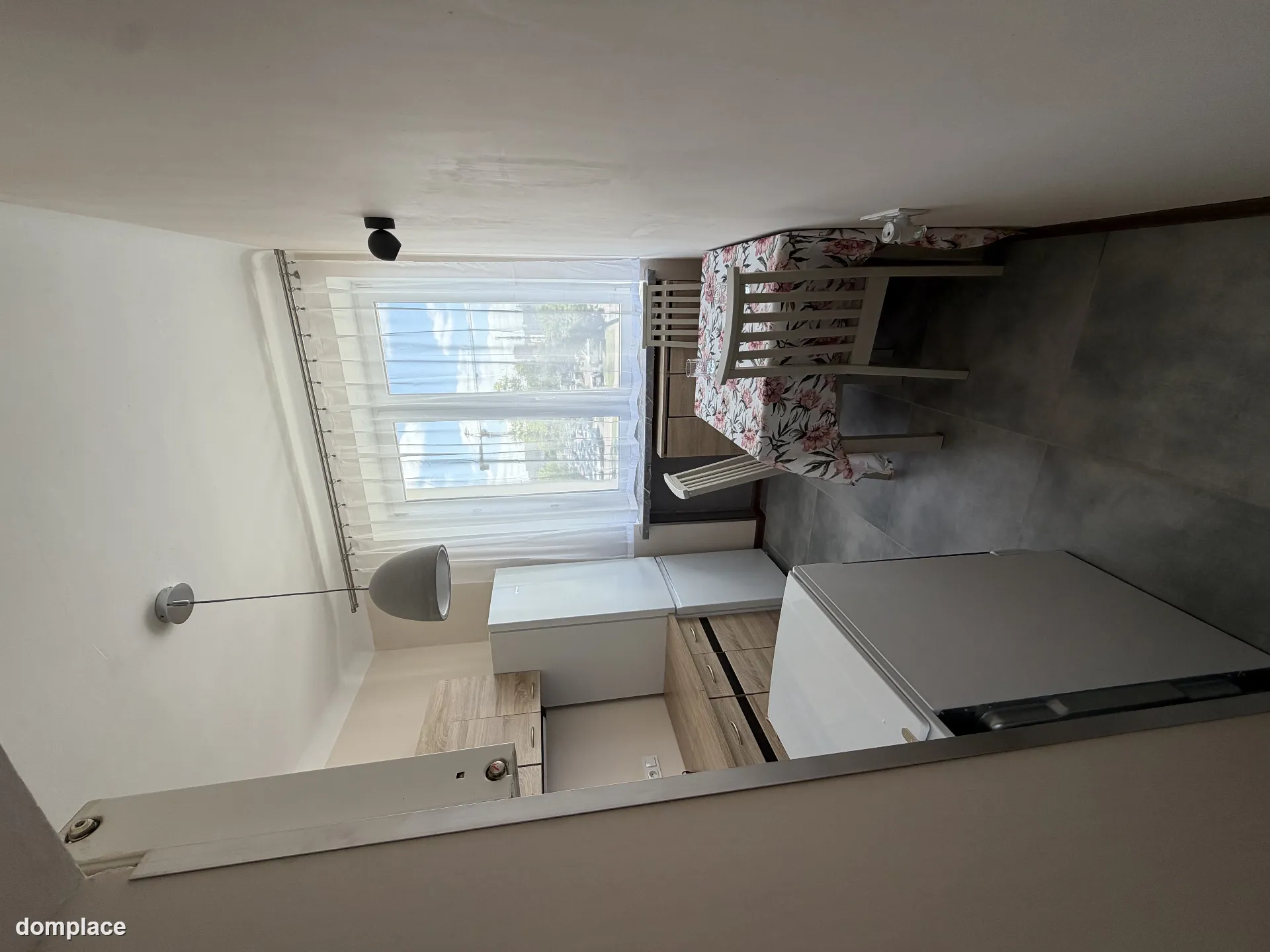 Przytulna kawalerka 28m² po generalnym remoncie – ul. Ostrobramska