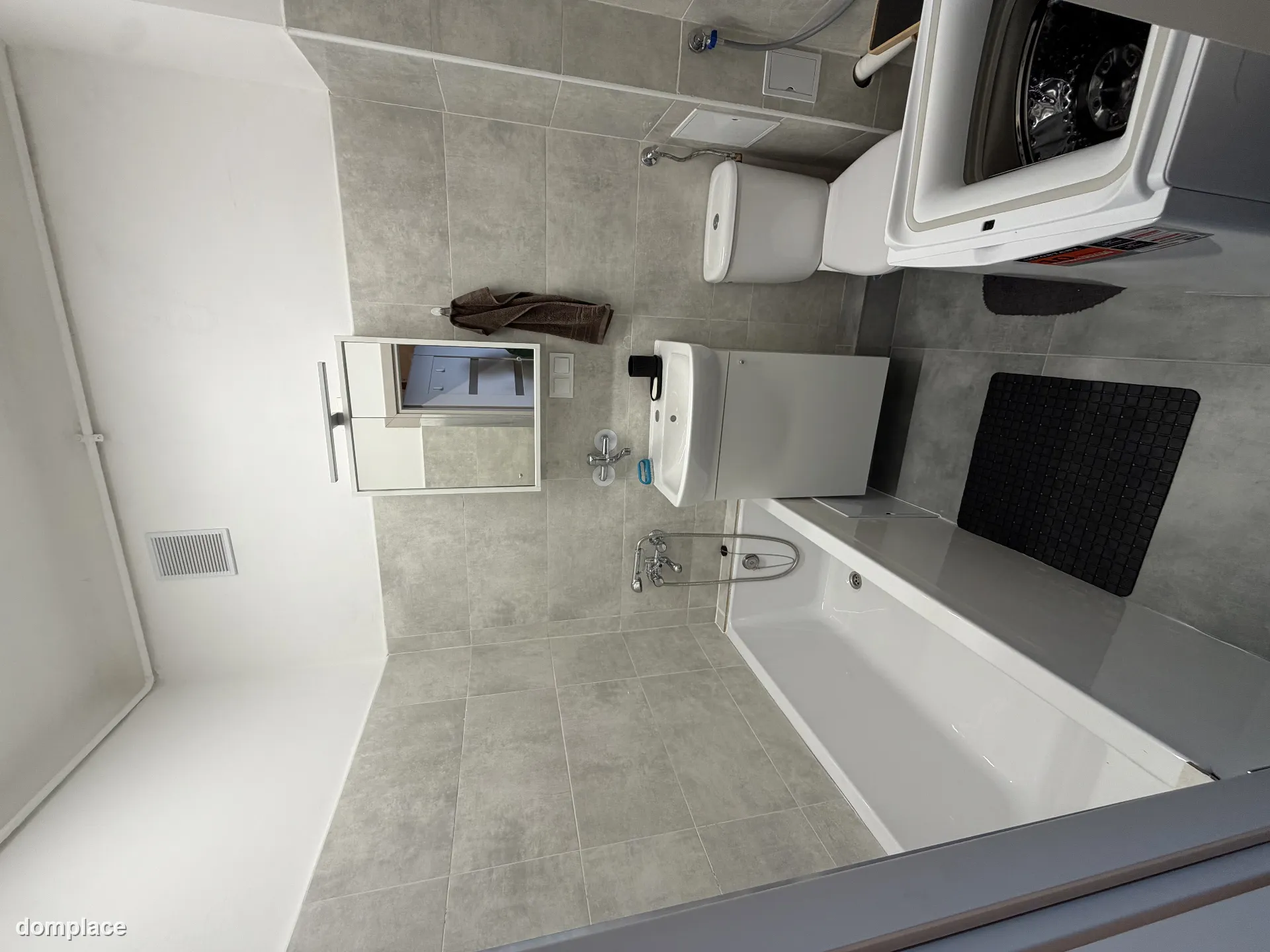 Przytulna kawalerka 28m² po generalnym remoncie – ul. Ostrobramska — zdjęcie 5