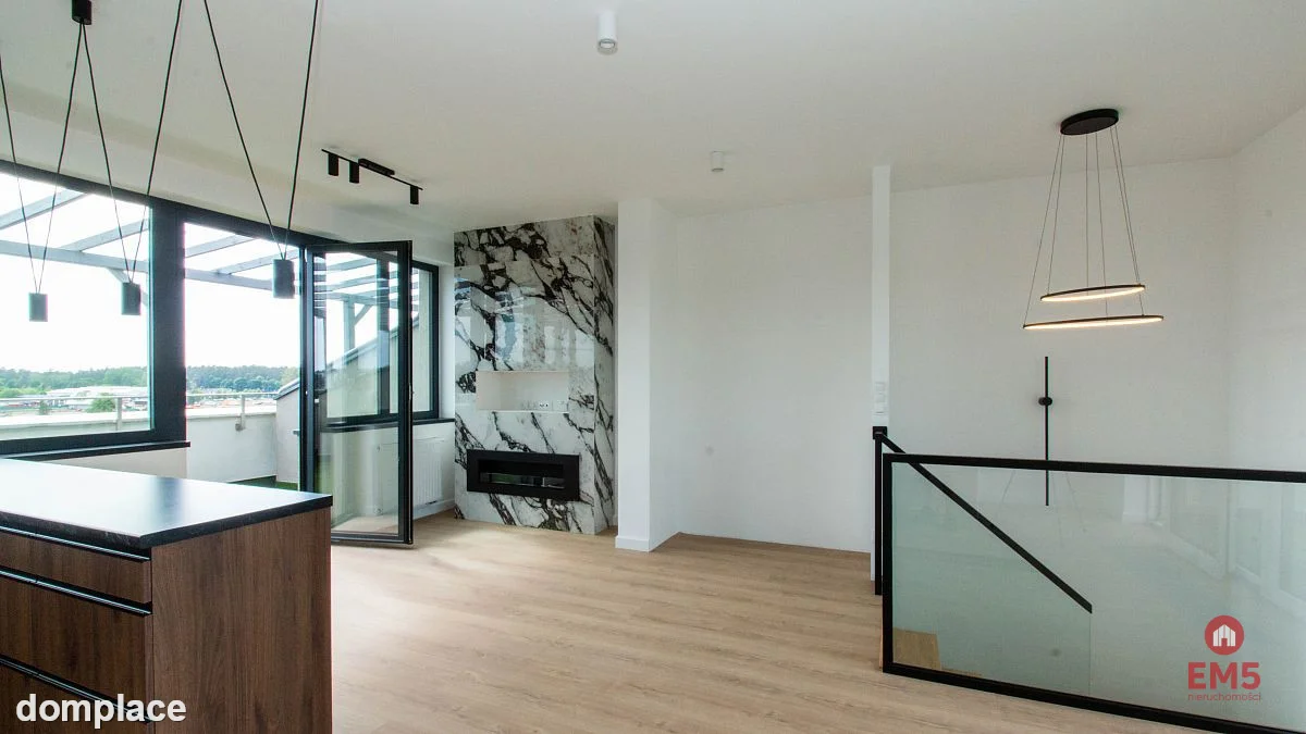 Nowoczesny Apartament 112 m² z Tarasami i Widokiem — zdjęcie 2
