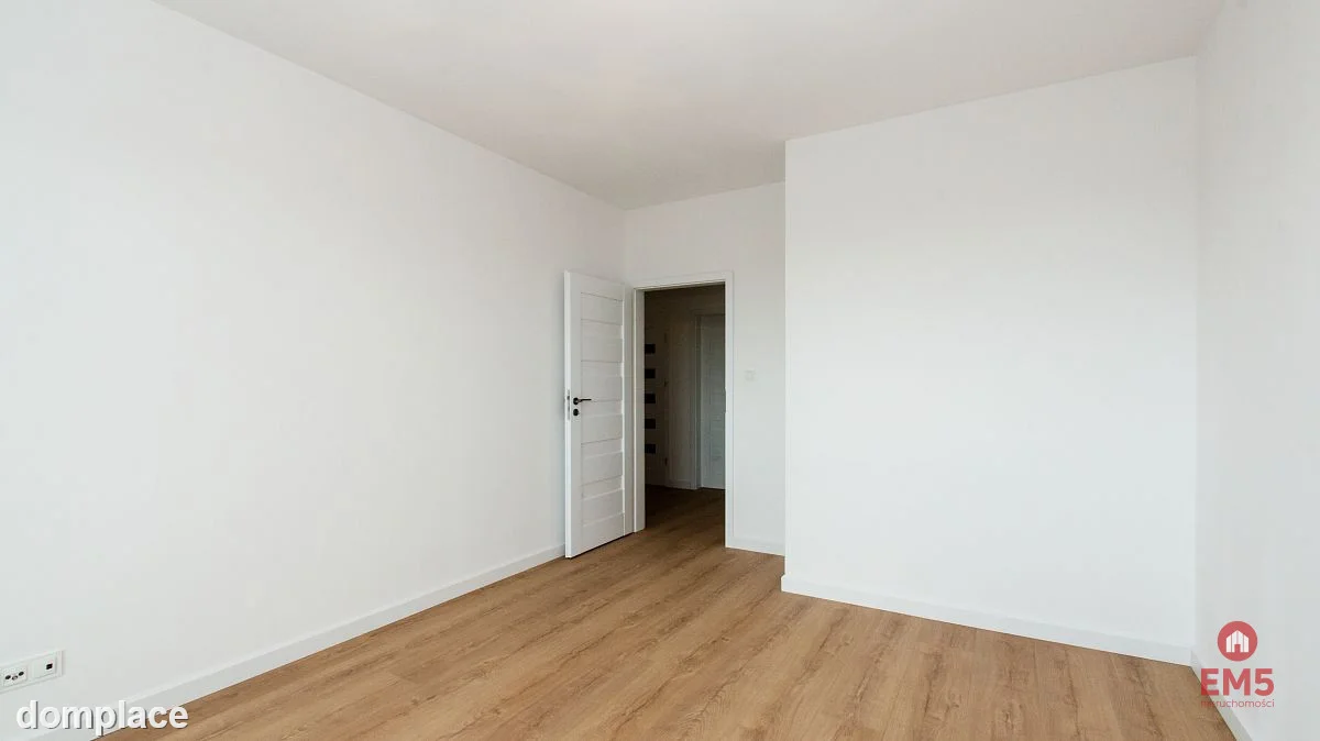 Nowoczesny Apartament 112 m² z Tarasami i Widokiem — zdjęcie 8