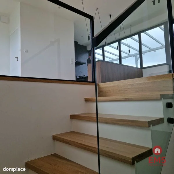 Nowoczesny Apartament 112 m² z Tarasami i Widokiem — zdjęcie 10