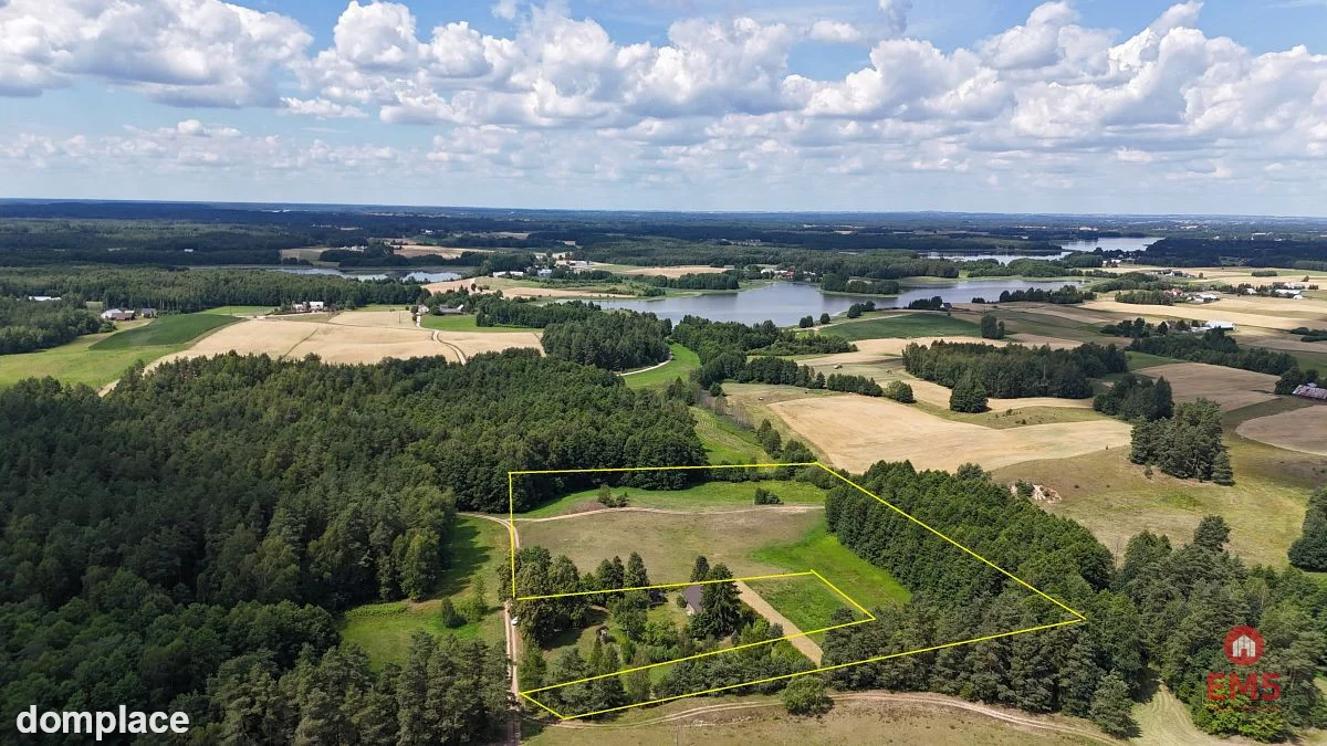 Wyjątkowa działka otoczona lasem