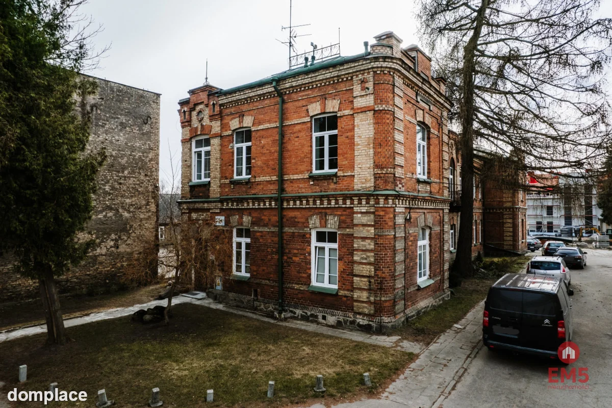 Mieszkanie w kamienicy w centrum miasta — zdjęcie 8