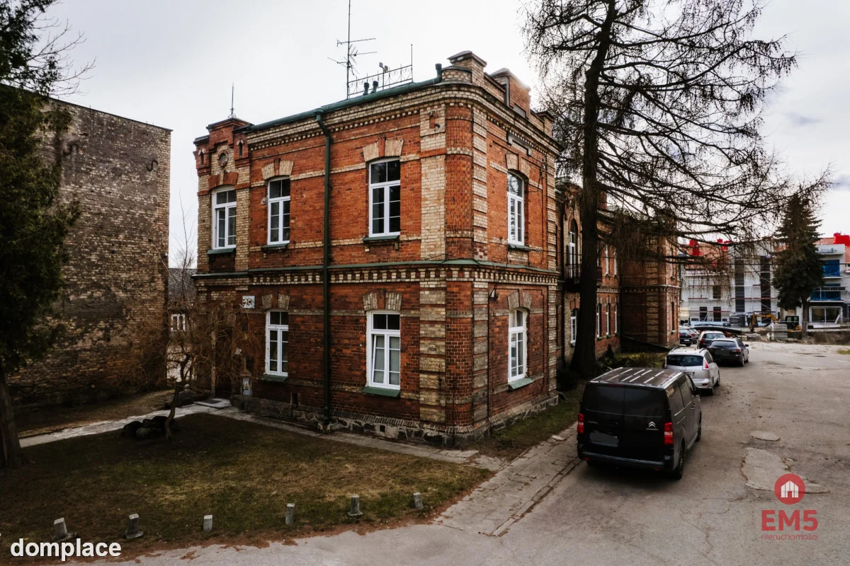 Mieszkanie w kamienicy w centrum miasta — zdjęcie 11