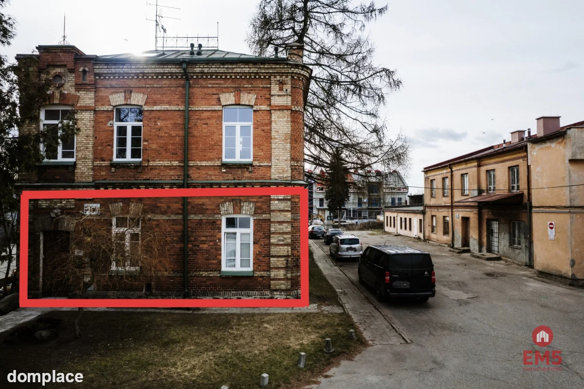Mieszkanie w kamienicy w centrum miasta — zdjęcie 2