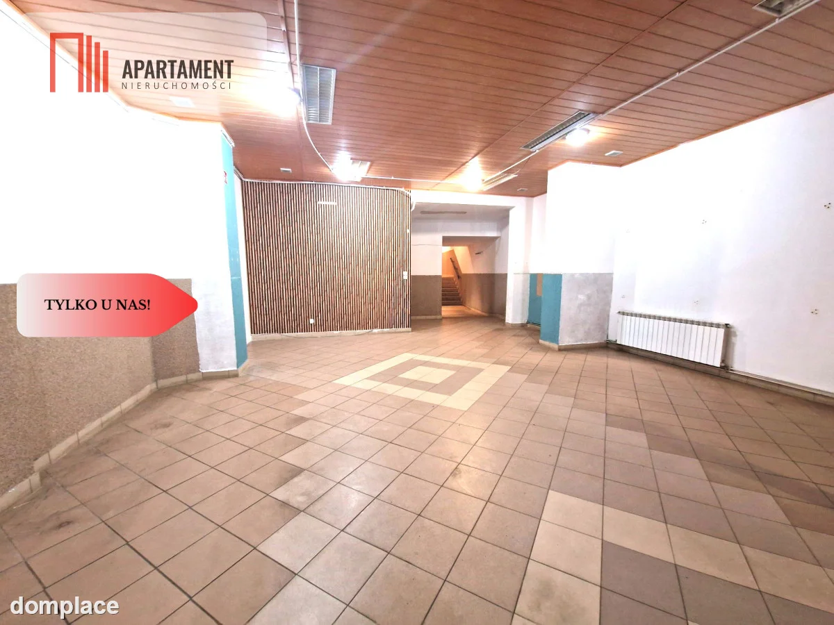 Wynajem lokal handlowo-usługowy w centrum. — zdjęcie 4