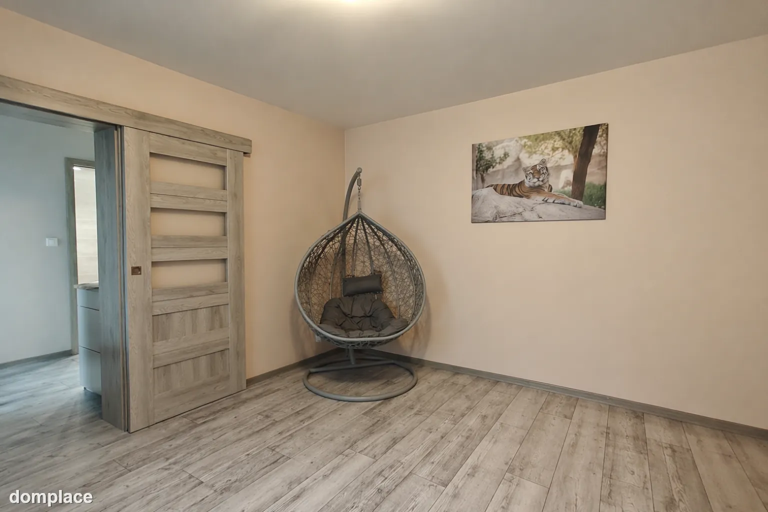 46m2 z oddzielną kuchnią, garaż, winda, balkon, Marchołta — zdjęcie 2