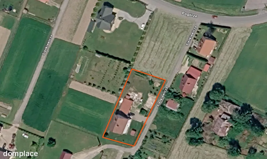 Dom 210 mkw - 2mieszkania + 2 pojedynki — zdjęcie 3