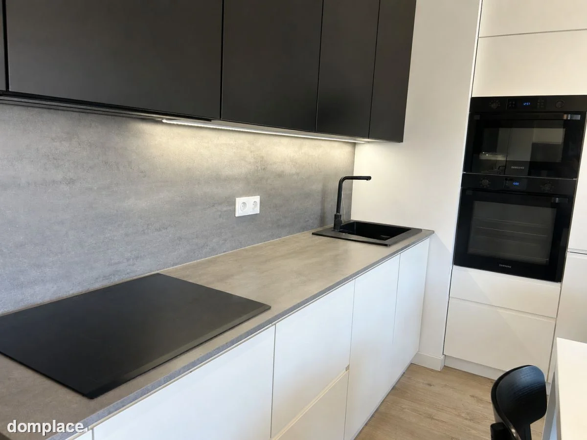 Mieszkanie premium – 2 pokoje z balkonem i garażem — zdjęcie 3