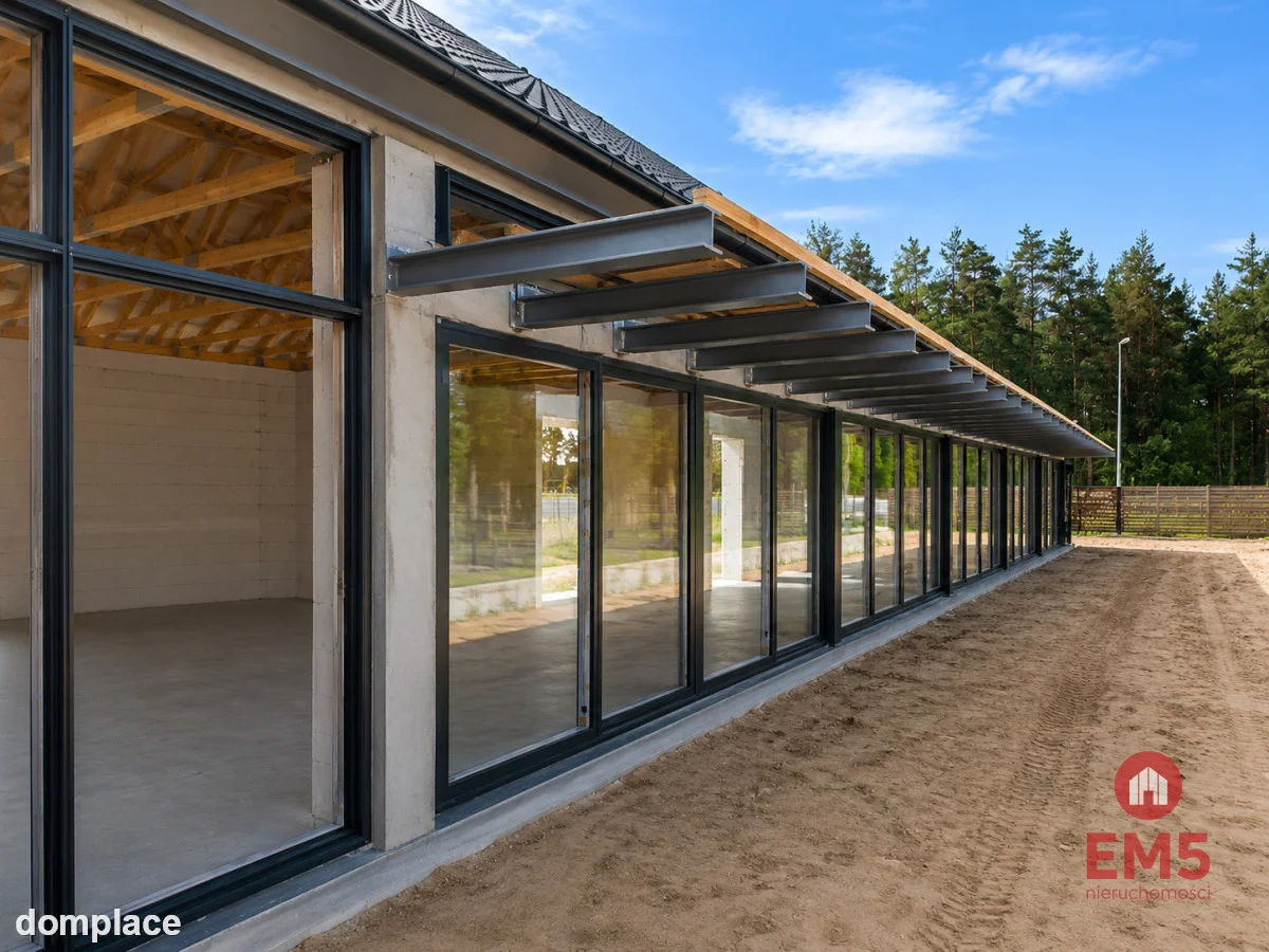 Lokal handlowo-usługowy 390 m2 — zdjęcie 2