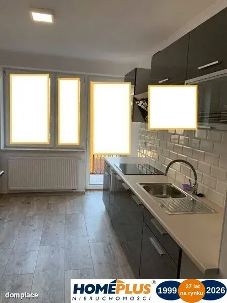 Dom 350 m² pod działalność, duży parking i ogród — zdjęcie 2