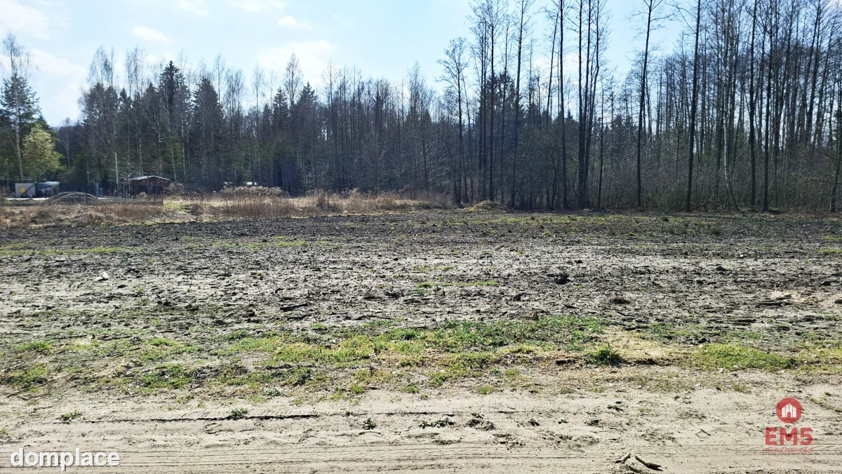 Działka budowlana pod lasem. 1085 m2 — zdjęcie 4